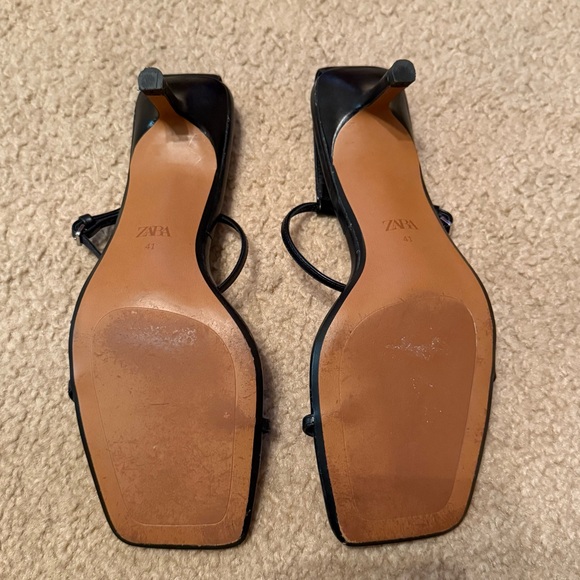 Zara Minimalist Heeled Leather Sandals Size 41 - Picture 5 of 6